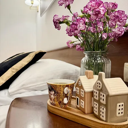 Al-dom Gold Apartment